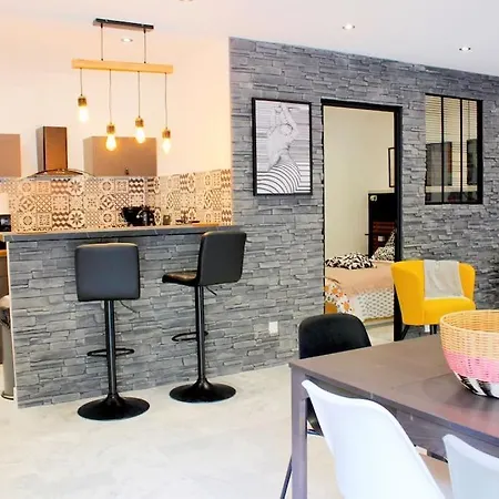Hollywood, Moderne, Central, A 10 Min Des Plages Daire Antibes